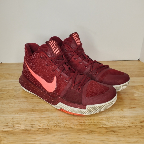Nike Kyrie 3 Team Red Hot Punch 2016 Mens Size 10 Sneakers 852395 681 - Picture 1 of 9